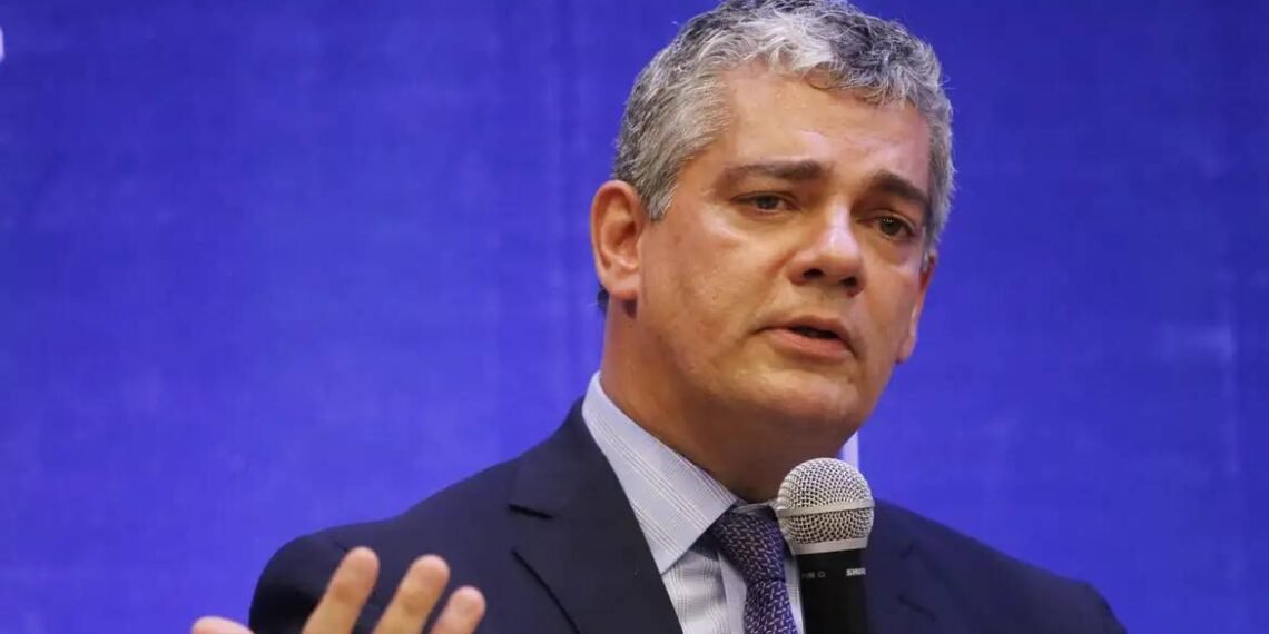 EUA olham ao problema errado e vão pagar preço alto por tarifas, avalia Marcos Troyjo