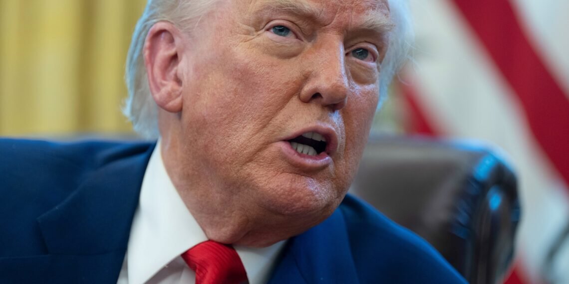 Trump está com excelente saúde, diz médico da Casa Branca após exame físico