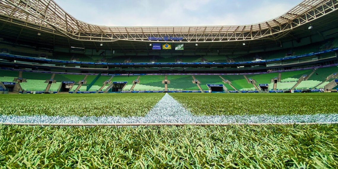 Palmeiras repete estratégia do Paulista e tem ingresso mais caro do Brasileirão