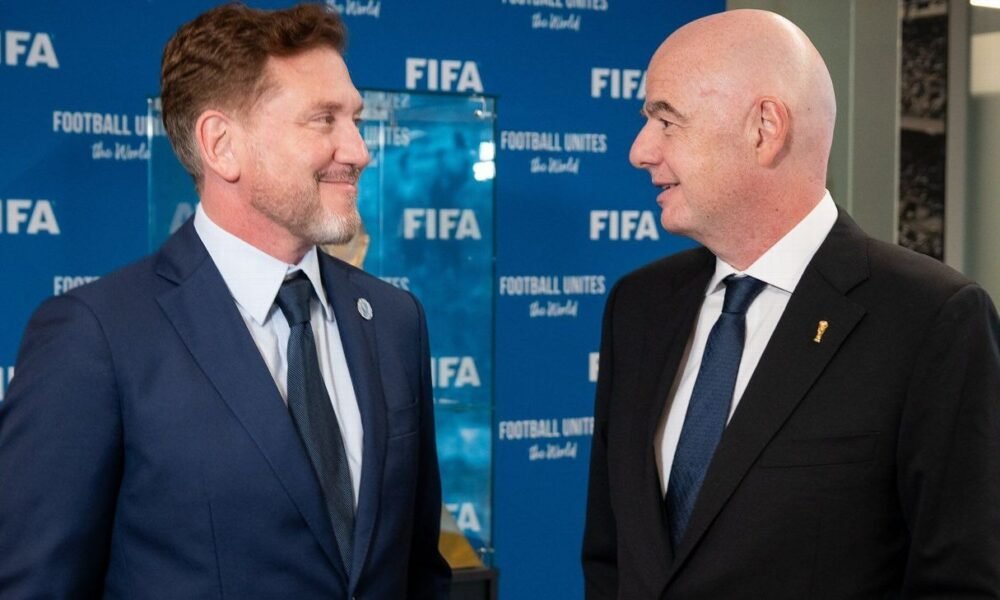 Fifa e CONMEBOL se reúnem em Nova York e discutem expansão da Copa do Mundo de 2030 para 64 seleções