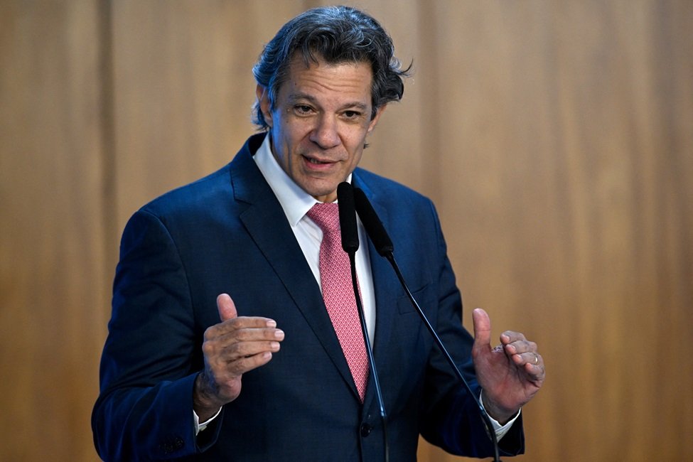 Haddad diz que ataques hackers via Pix podem trazer prejuízos ao setor financeiro