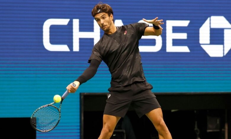 Lorenzo Musetti apologizes for outburst at coughing Chinese fans