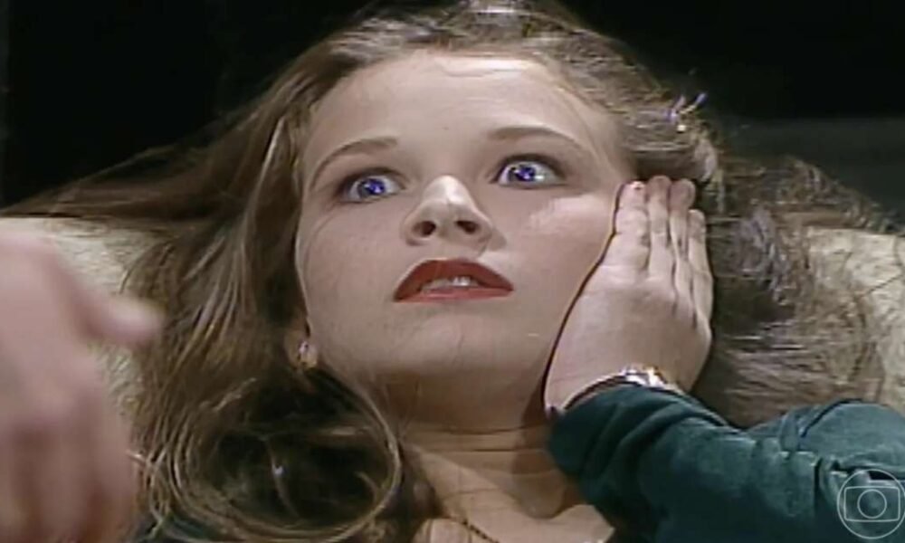 Quem é? Bia sente medo ao encontrar homem misterioso em praia