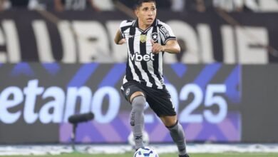 Jogador Savarino ausente da seleção venezuelana, confirmado para o clássico entre Botafogo e Flamengo
