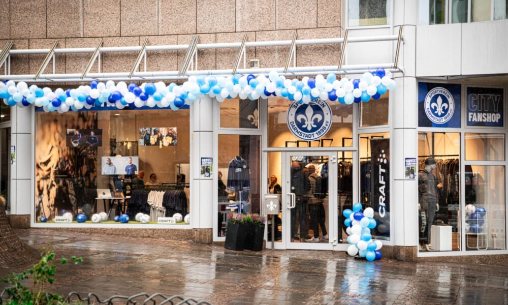 Successful opening of the new City fan shop – SV Darmstadt 1898 e.V.