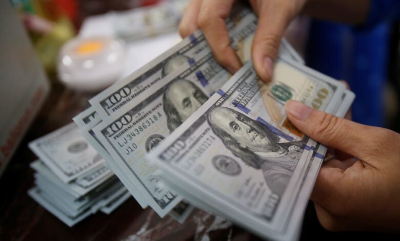 Qual a melhor forma de trocar dólar?