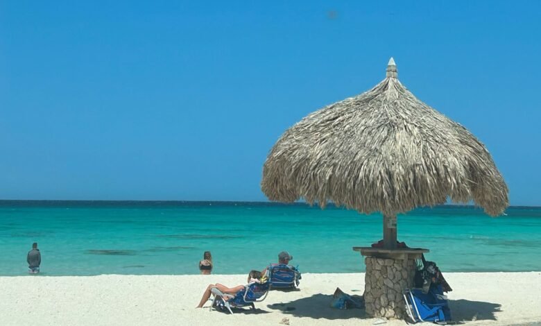 como Aruba reinventou sua economia em 50 anos