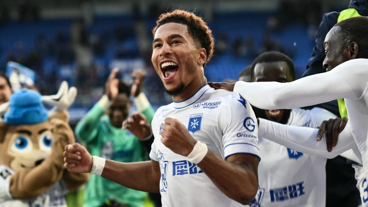 Ligue 1 Soccer: Livestream PSG vs. Auxerre From Anywhere