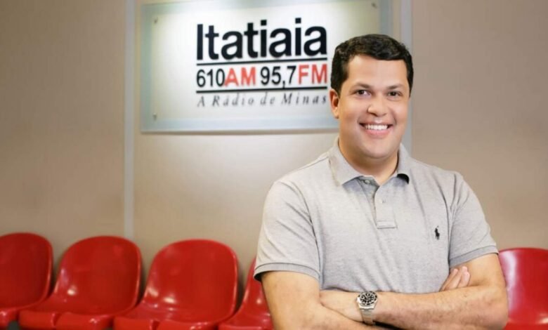 João Vitor Xavier deixa o Bastidores para assumir a CNN Brasil » Moon BH
