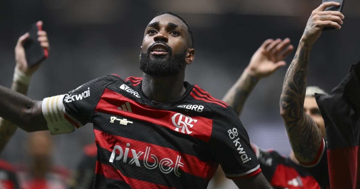 Gerson recebe contato de rival do Flamengo para volta ao Brasil