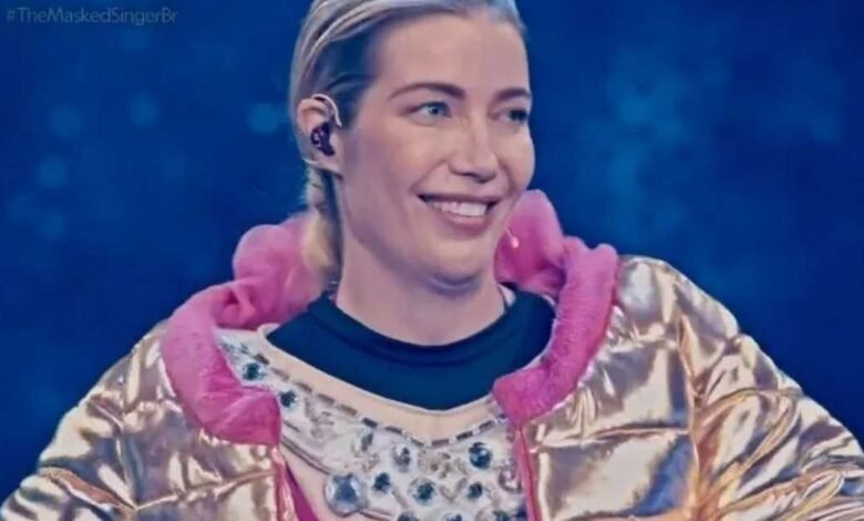 Luiza Possi choca ao expor bastidores do 'The Masked Singer': 'Terror'