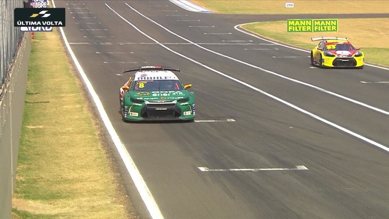 Suzuki é punido e Casagrande leva vitória em Velocitta