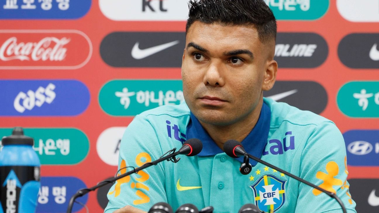 Capitão, Casemiro admite ciclo da seleção brasileira 'um pouco atrás' em comparação a 2022: 'Temos que ser sinceros'