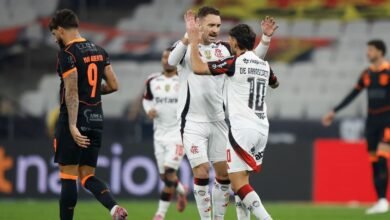 Como Arrascaeta vai além da bola no Flamengo de Filipe Luís e vira exemplo até no vestiário: 'Não reclama de nada'
