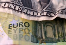 Quanto custa sacar dinheiro fora do país? Veja as maiores e menores e taxas