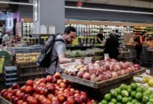 Inflação CPI nos EUA deve seguir elevada em setembro em meio ao repasse de tarifas