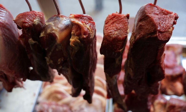 Trump quadruplica cota tarifária para carne bovina argentina para 80 mil toneladas