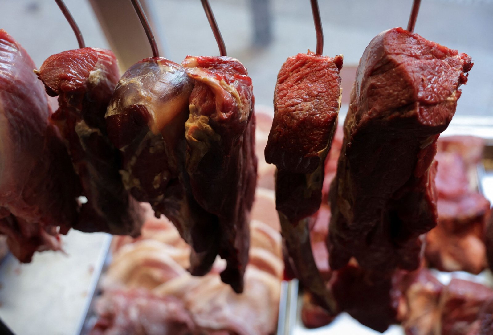 Trump quadruplica cota tarifária para carne bovina argentina para 80 mil toneladas