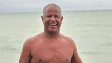 Marcelinho Carioca recupera celular roubado: “Parecia gol do Corinthians"