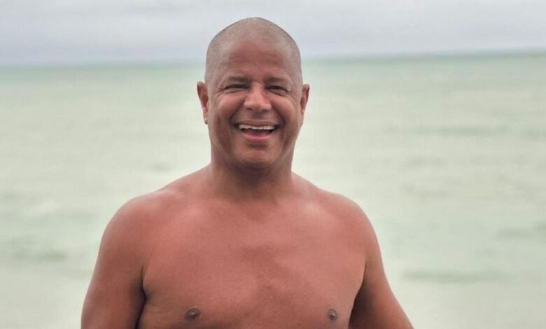 Marcelinho Carioca recupera celular roubado: “Parecia gol do Corinthians"