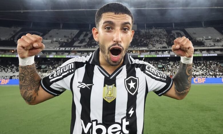 Santi Rodríguez impulsiona desempenho do Botafogo na temporada com atuação brilhante em campo.