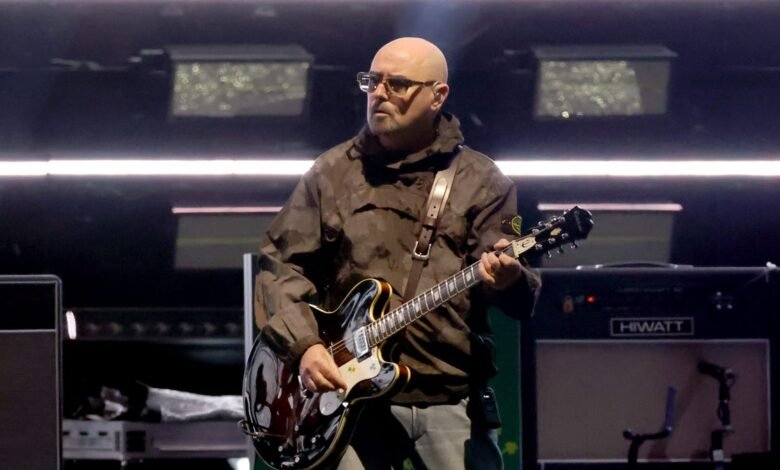 Oasis guitarist Paul Arthurs shares prostate cancer diagnosis