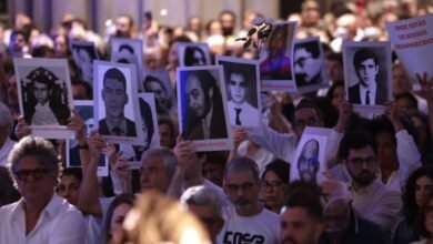 Ato em homenagem a Vladimir Herzog lota Catedral da Sé em SP