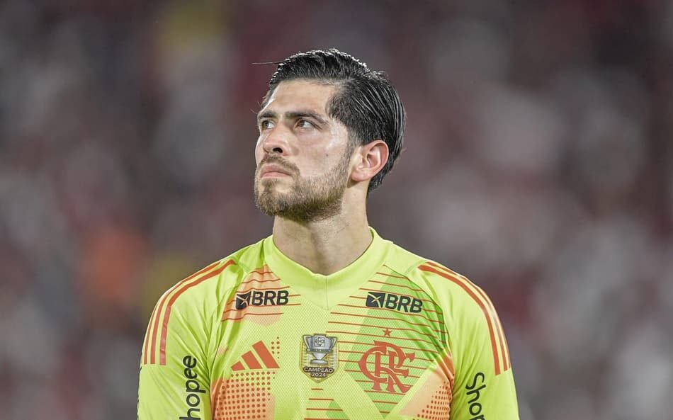 Agustín Rossi, goleiro do Flamengo, pode ser elegível para jogar na Seleção Brasileira de Futebol.