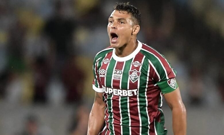 Thiago Silva discute seu futuro no Fluminense e avalia chances de retornar à Seleção Brasileira em entrevista recente.