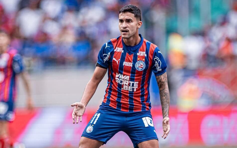 Imagem ilustrando a venda do jogador Rodrigo Nestor para o Bahia, que pode gerar receita milionária para o São Paulo