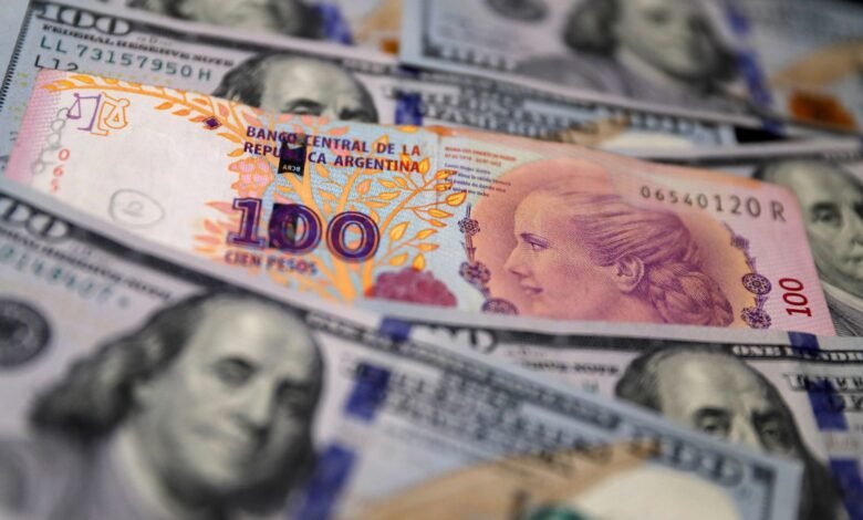 Swap de US$ 20 bi entre EUA e Argentina não segura busca por hedge; dólar dispara