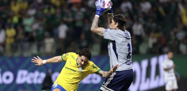 Cássio evita críticas e implora por melhor arbitragem; o que ele falou