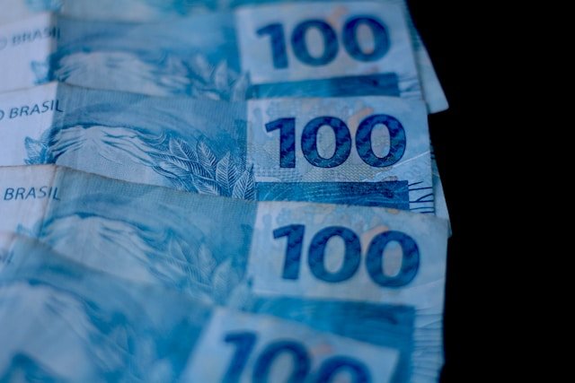 Cidade com maior renda média do Brasil tem salário 9 vezes maior que a pior; confira
