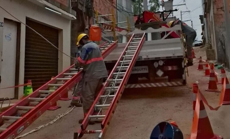 Enel SP inicia regularização de energia no Jardim Jequiti