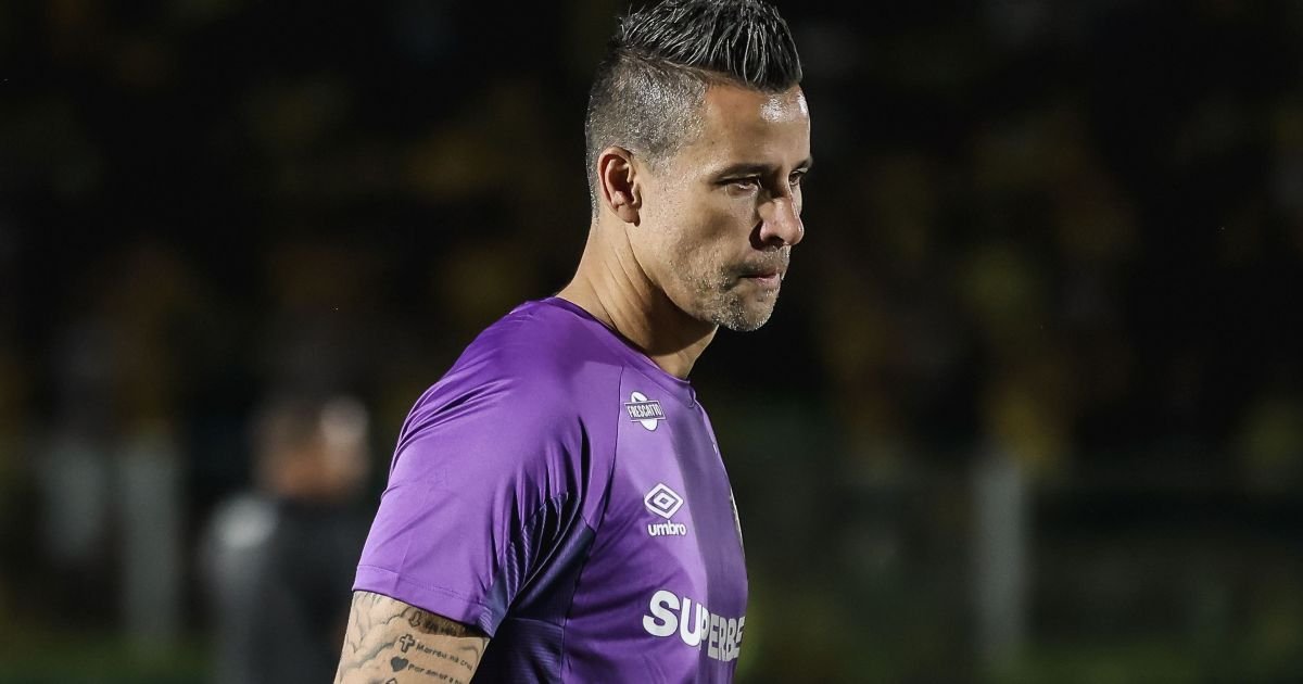 Fábio atinge mais uma marca histórica com a camisa do Fluminense