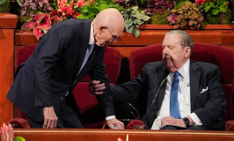 As top LDS Church leaders age, they move closer to ‘the zone of dementia’