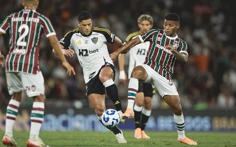 Hulk lamenta derrota do Atlético-MG e pede desculpas à torcida em jogo emocionante