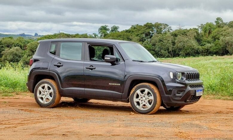 Jeep Renegade Sport T270 - Foto: Lucca Mendonça