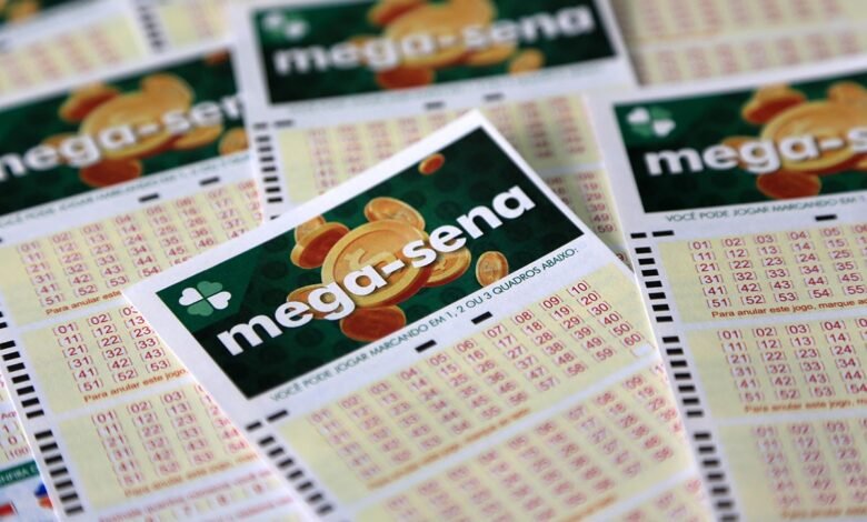 Ninguém acerta as seis dezenas da Mega-Sena 2921, e prêmio vai a R$ 7,5 milhões; veja números sorteados | Loterias