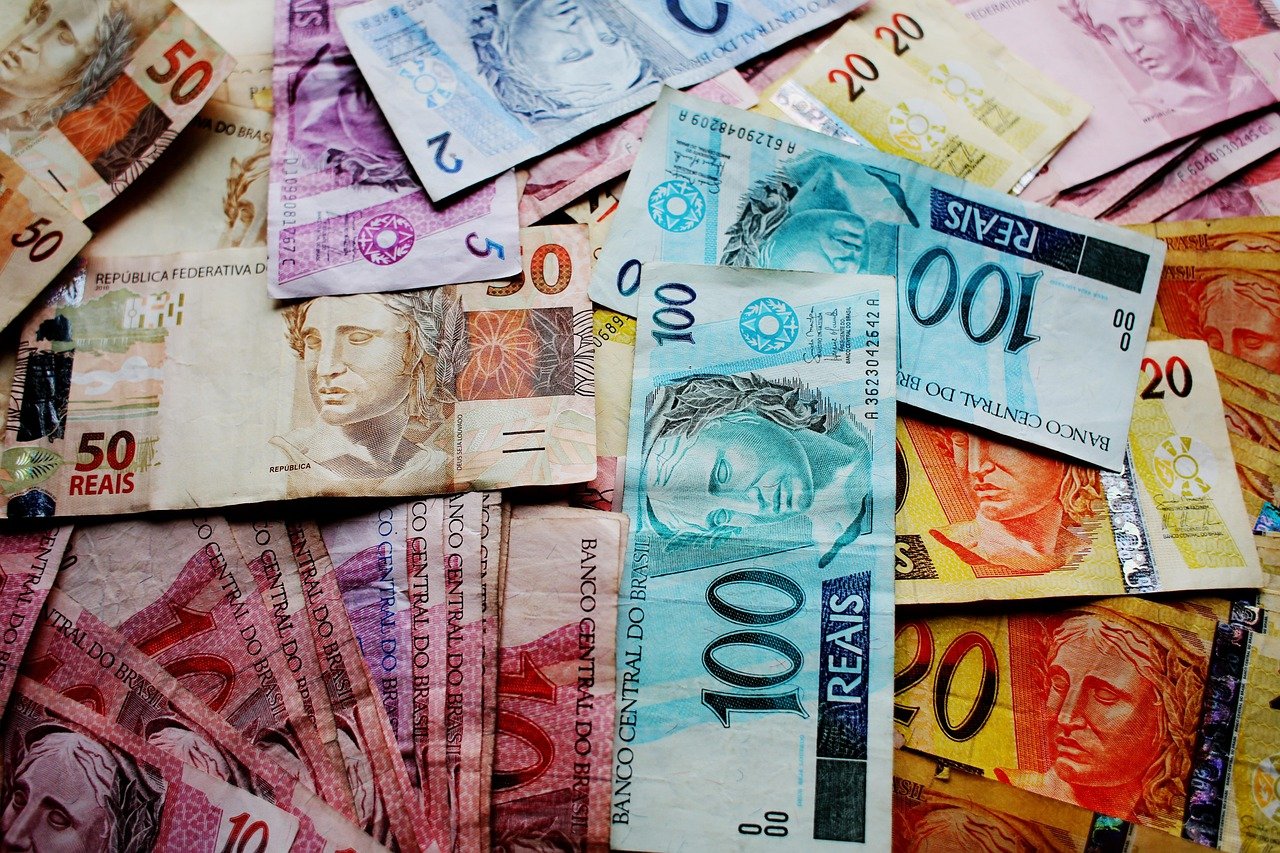 Portabilidade de salário fica mais rápida; bancos terão novas regras de transparência