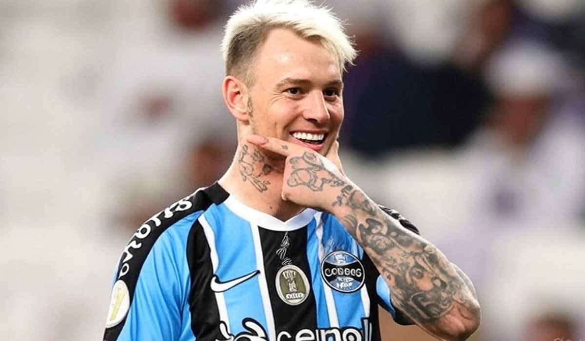 Grêmio abre conversas de R$ 100 milhões com Roger Guedes » Moon BH