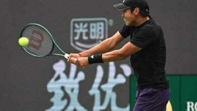 Duelo entre Medvedev e Tien vai fechar a quarta-feira em Xangai