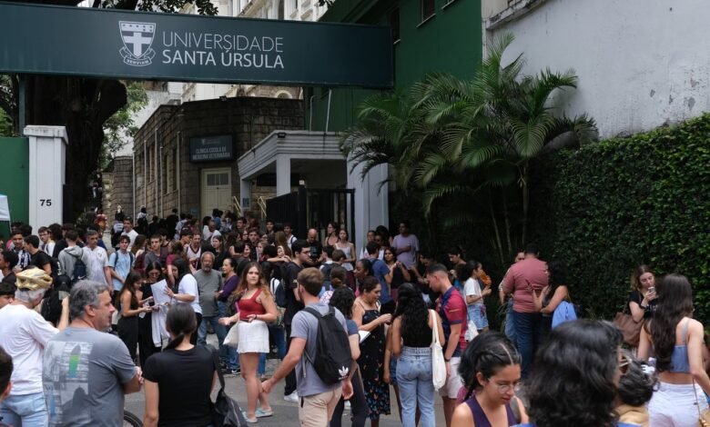 Participantes do Enem podem estudar por aplicativo do MEC para domingo