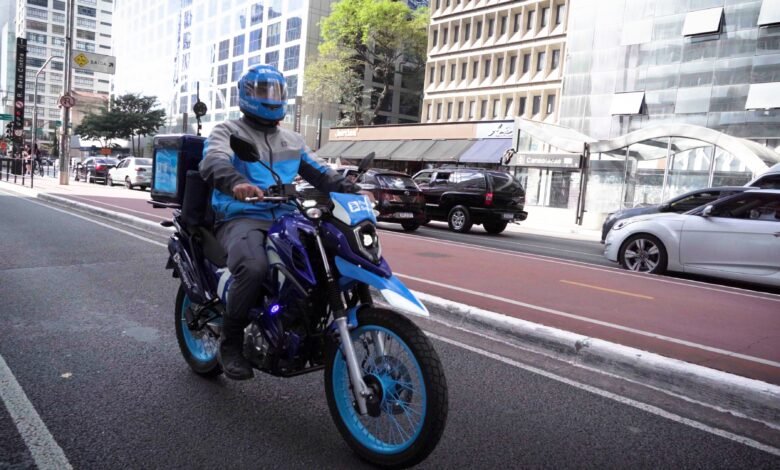 Sinistro de madrugada? Porto Seguro chega de moto em até 15 minutos em São Paulo