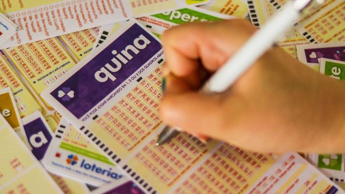 Confira o resultado da Quina, concurso 6870, desta terça-feira (04/11); prêmio é de R$ 1,3 milhão - Negócios