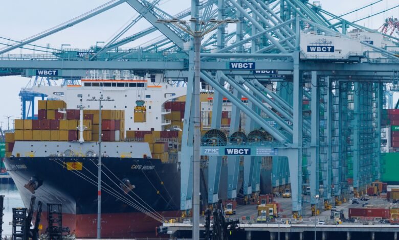 Déficit comercial dos EUA cai 23,8% em agosto, para US$ 59,6 bilhões