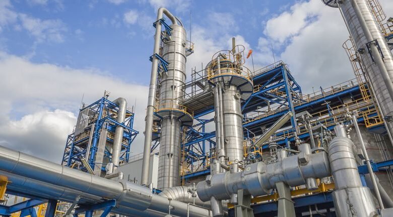 A Closer Look at New Fortress Energy (NFE) Valuation Following UK Debt Restructuring Plans