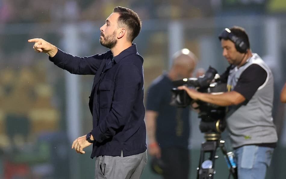 Davide Ancelotti comenta sobre a falta de coragem do Botafogo em empate contra o Mirassol, destacando desafios enfrentados no jogo.