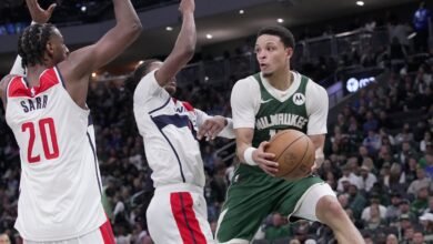 Kings lead Bucks 108-102 after third quarter