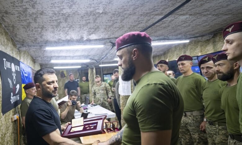 Volodimir Zelensky elogió la defensa de Ucrania tras el último ataque masivo ruso y pidió más sistemas de protección a sus aliados